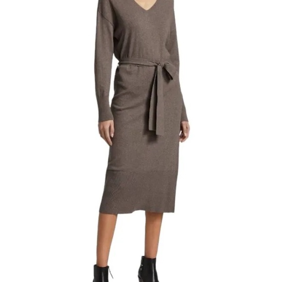 Rails 95% cotton, 5% cashmere latte colored v neck sweater dress. NO BELT. XS. - Picture 1 of 5